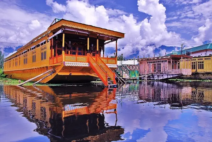 Golden Triangle Tour Srinagar With Agra Option 1