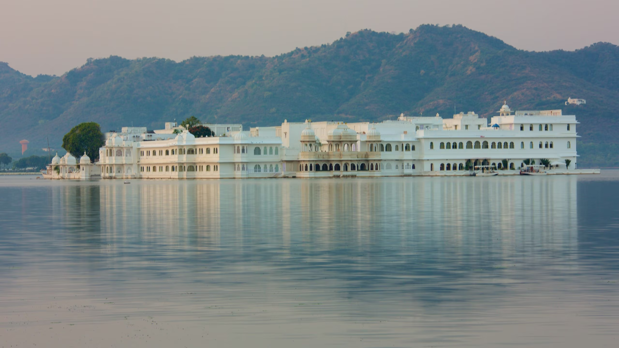 Rajasthan Heritage Tour with Varanasi